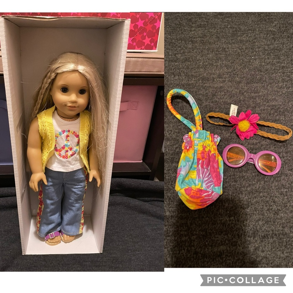 AMERICAN GIRL JULIE ALBRIGHT BEFOREVER 2022 W/BOOK + ACCESORIES